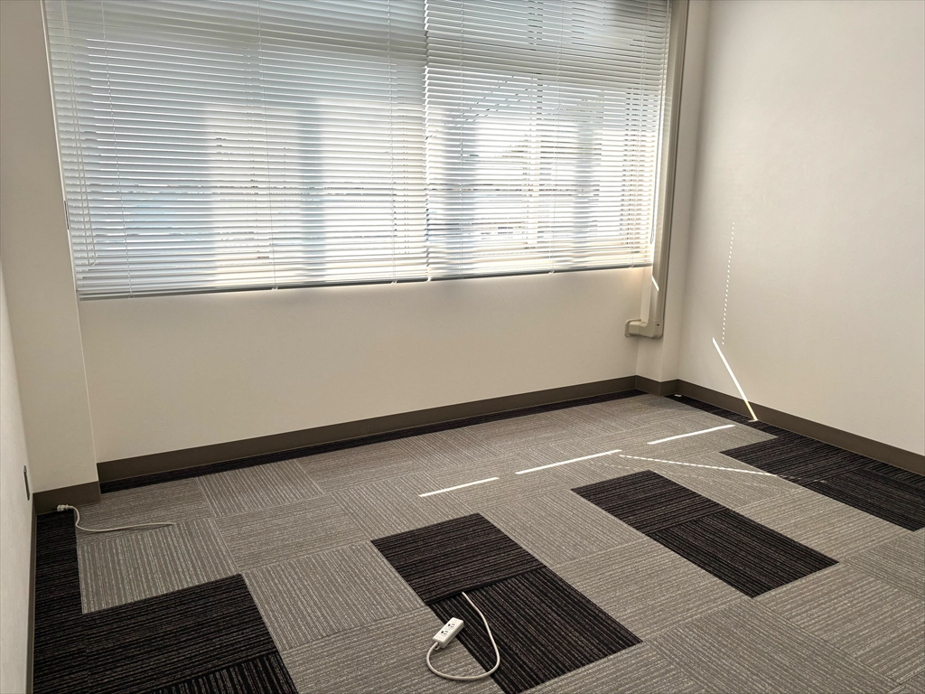 2階2号室小部屋